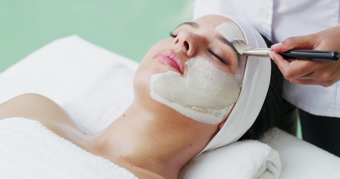 Healthy Skin. Thoughtful Care.