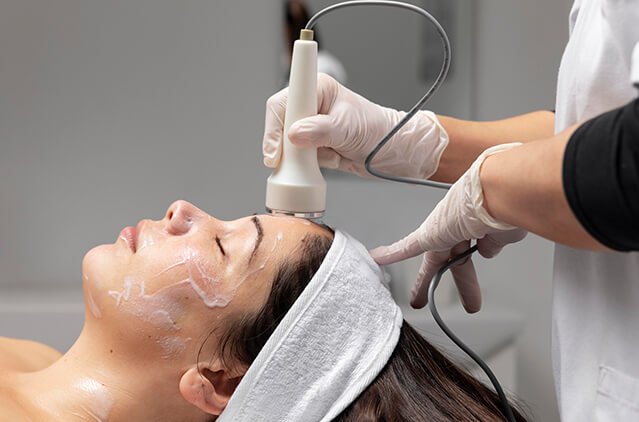 06 Facial